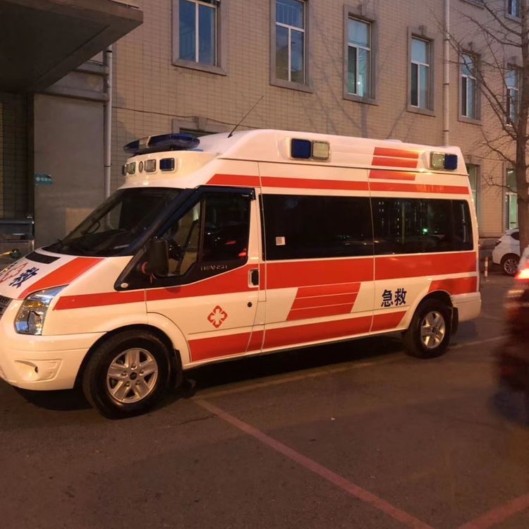 沁源夜间租赁救护车护送病人转院：安全转运的 8 大核心注意事项